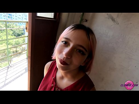 ❤️ Študentka zmyselne fajčí cudzinca vo vnútrozemí - strieka mu na tvár ❤ Anal video na porno sk.sexindrag.ru